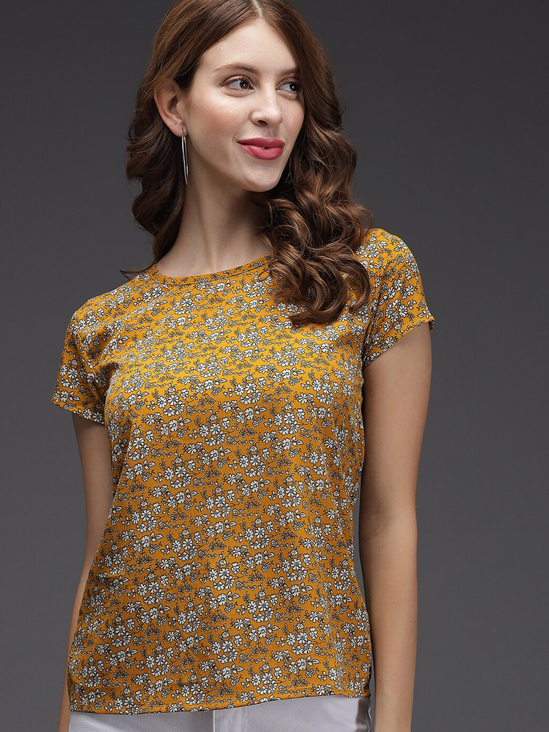 

BAESD Floral Printed Crepe Top, Mustard