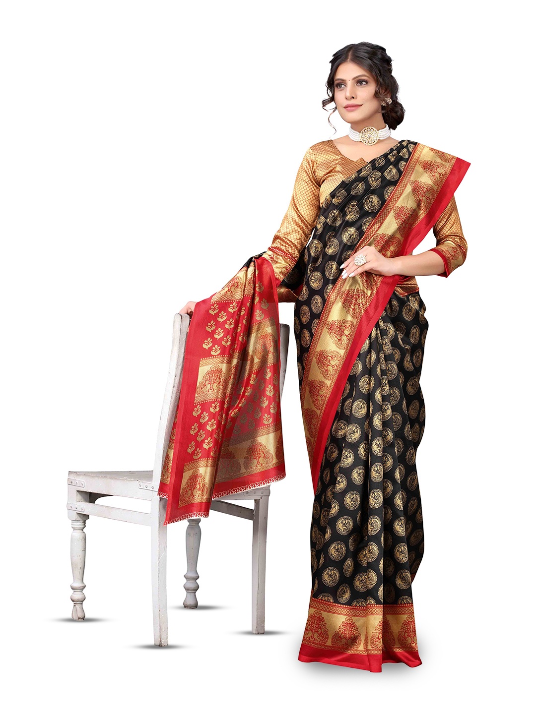 

MAGMINA Woven Design ZariBanarasi Saree, Black