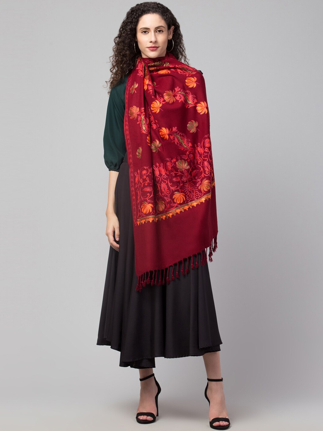 

Tweedle Aari Embroidered Woolen Shawl, Maroon