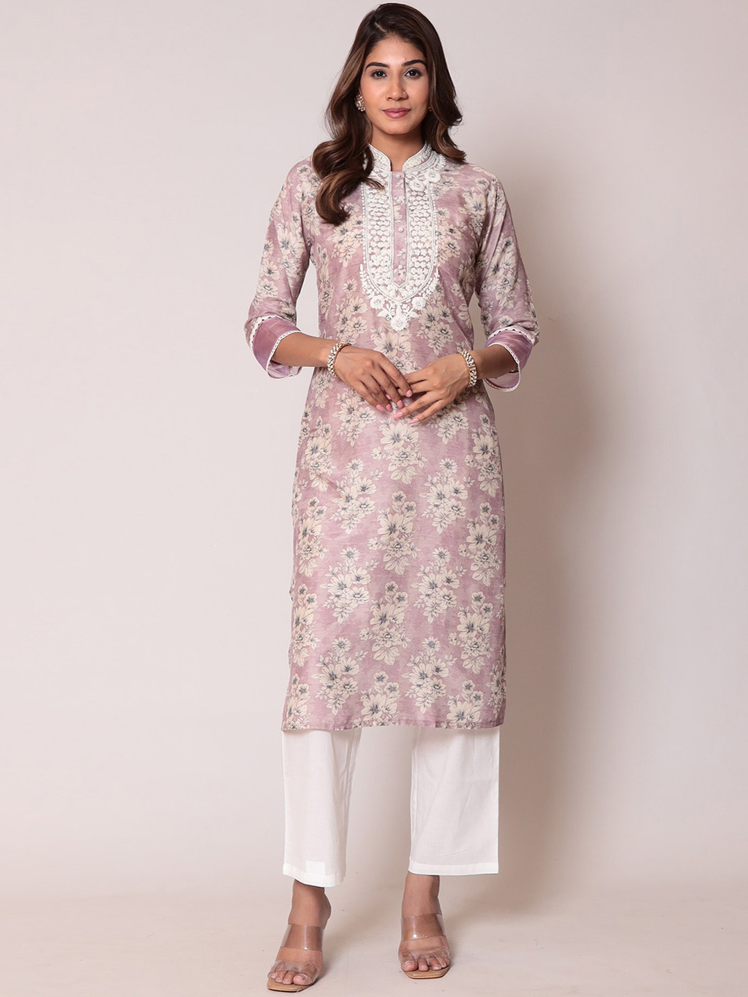 

ZARI Floral Printed Mandarin Collar Thread Work Straight Kurta, Purple
