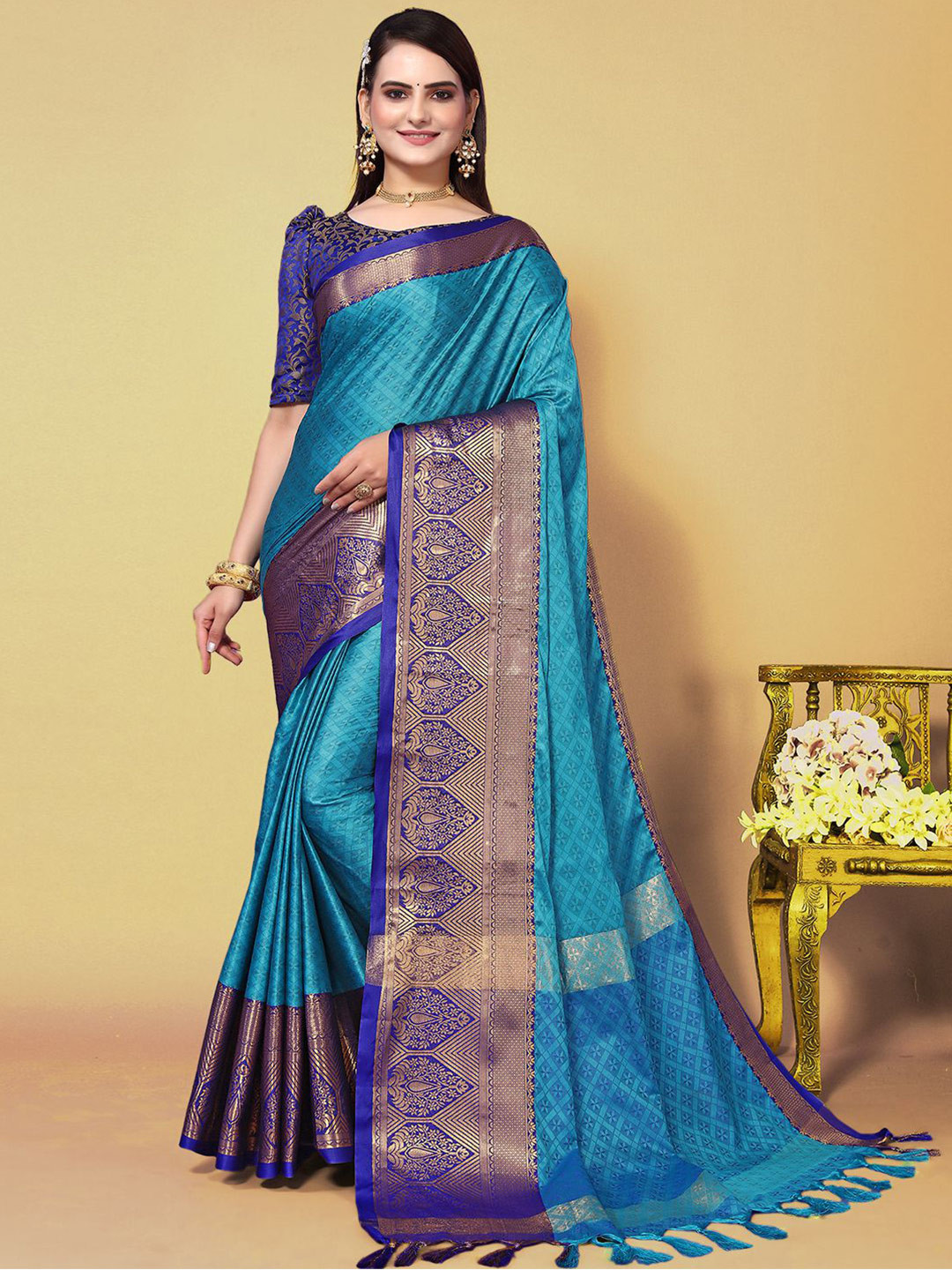 

Mitera Blue & Navy Blue Ethnic Motif Woven Design Zari Silk Cotton Saree