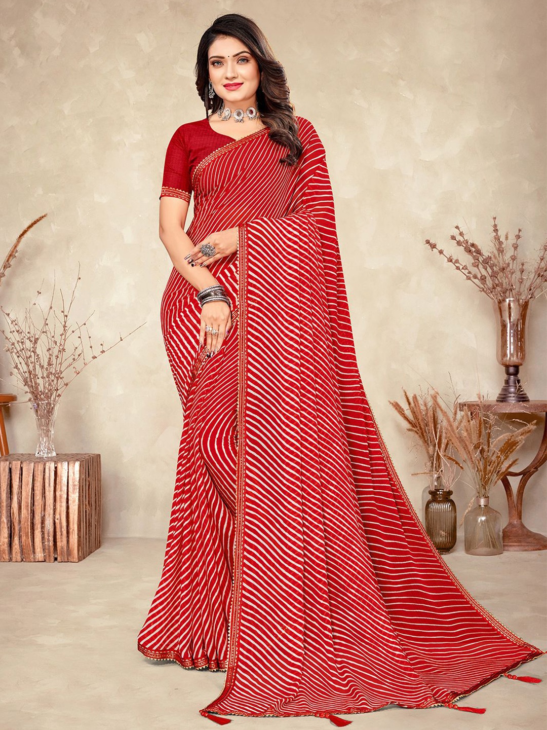 

Mitera Red & Gold-Toned Leheriya Poly Chiffon Saree