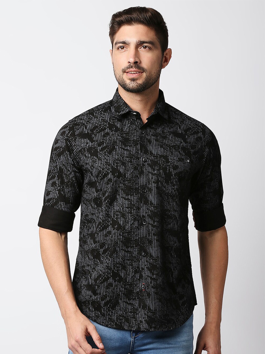 

Killer Abstract Printed Slender Fit Cotton Casual Shirt, Black