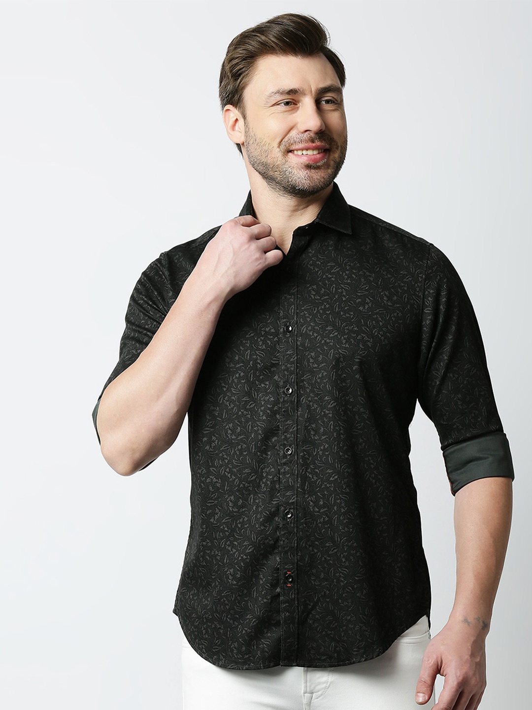 

Killer Slim Fit Floral Printed Spread Collar Casual Shirt, Black