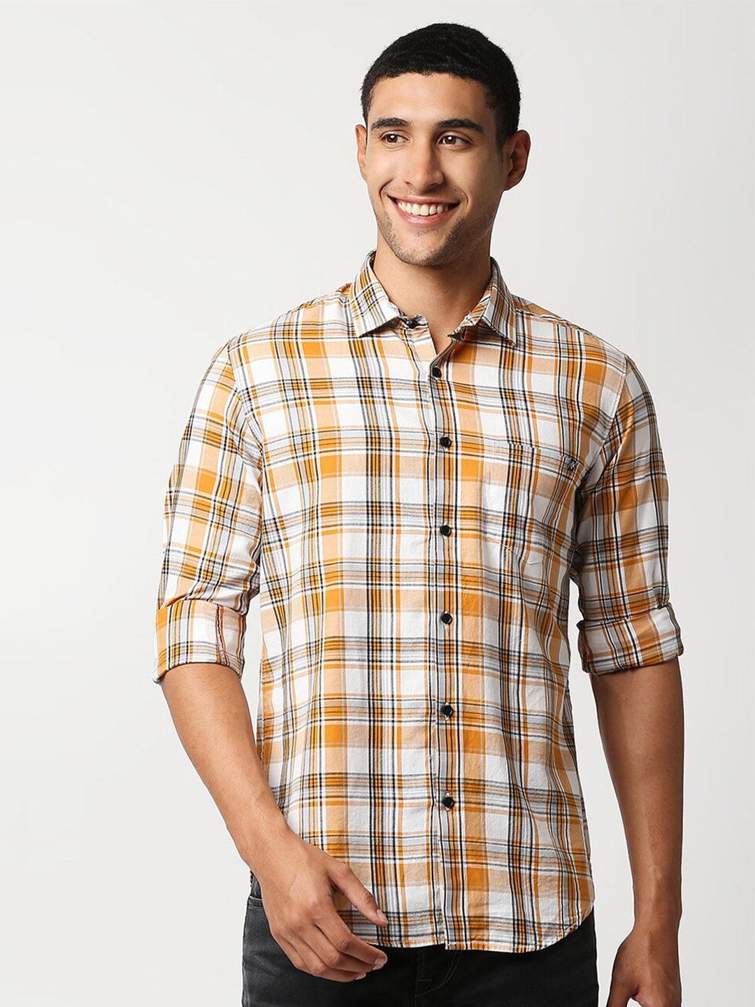 

Killer Checked Spread Collar Casual Shirt, Yellow