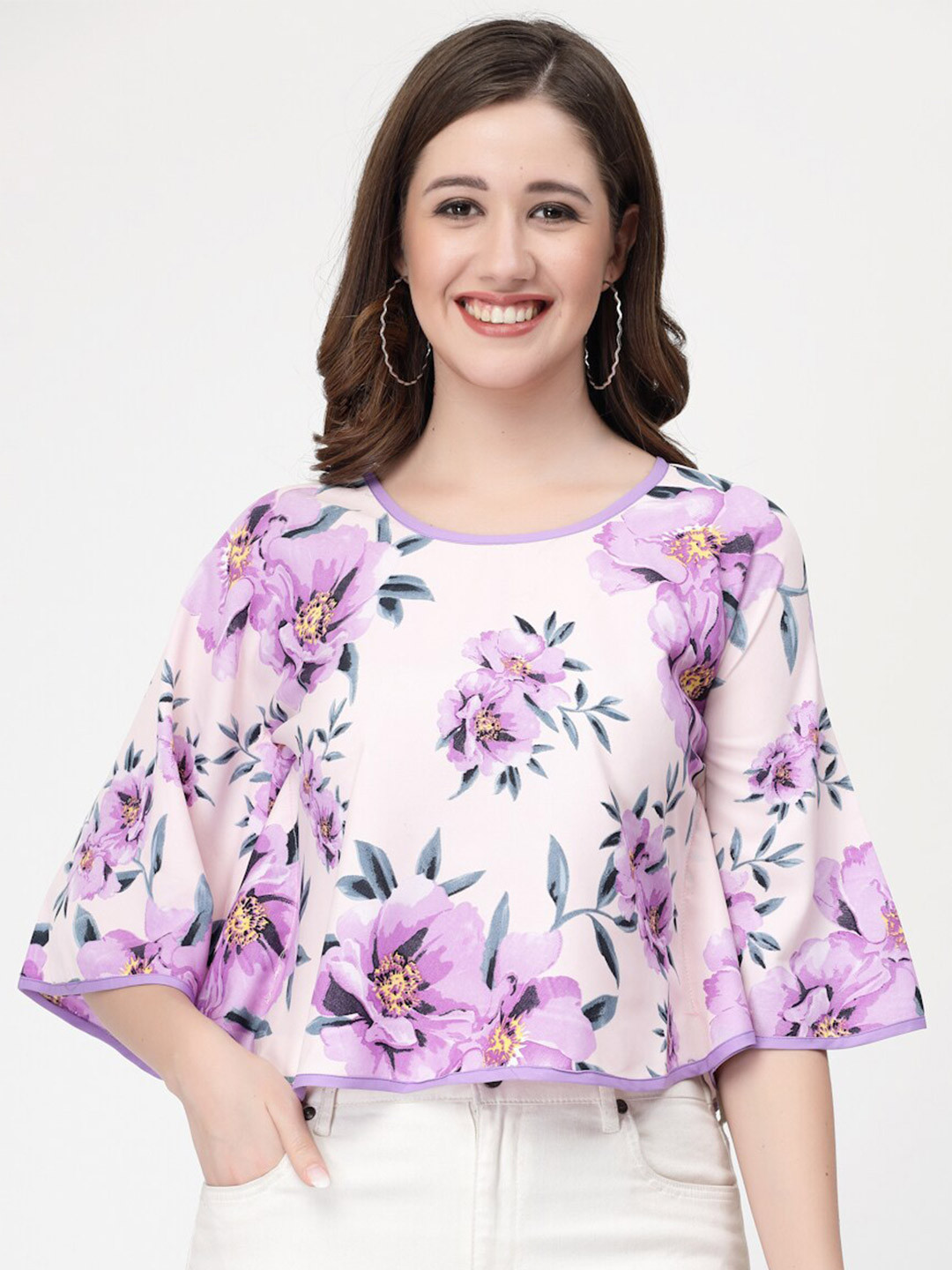 

MISS AYSE Floral Printed Flared Sleeve Crepe Top, White