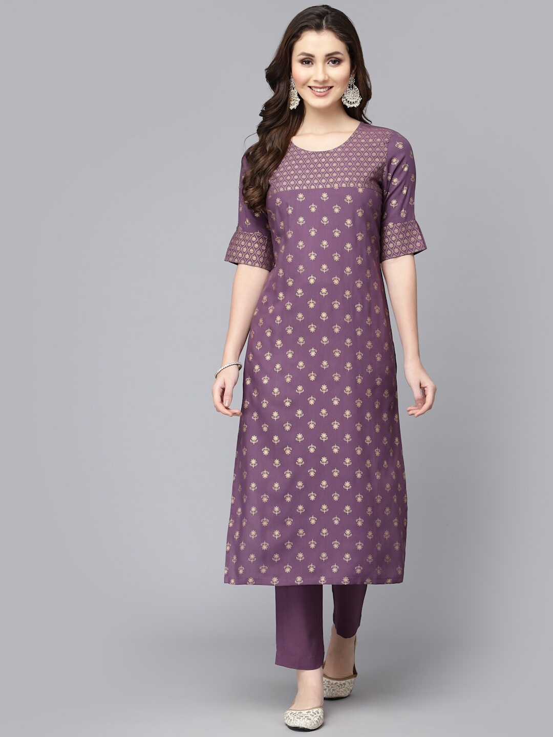 

SKYLEE Floral Printed Kurta with Trousers, Lavender