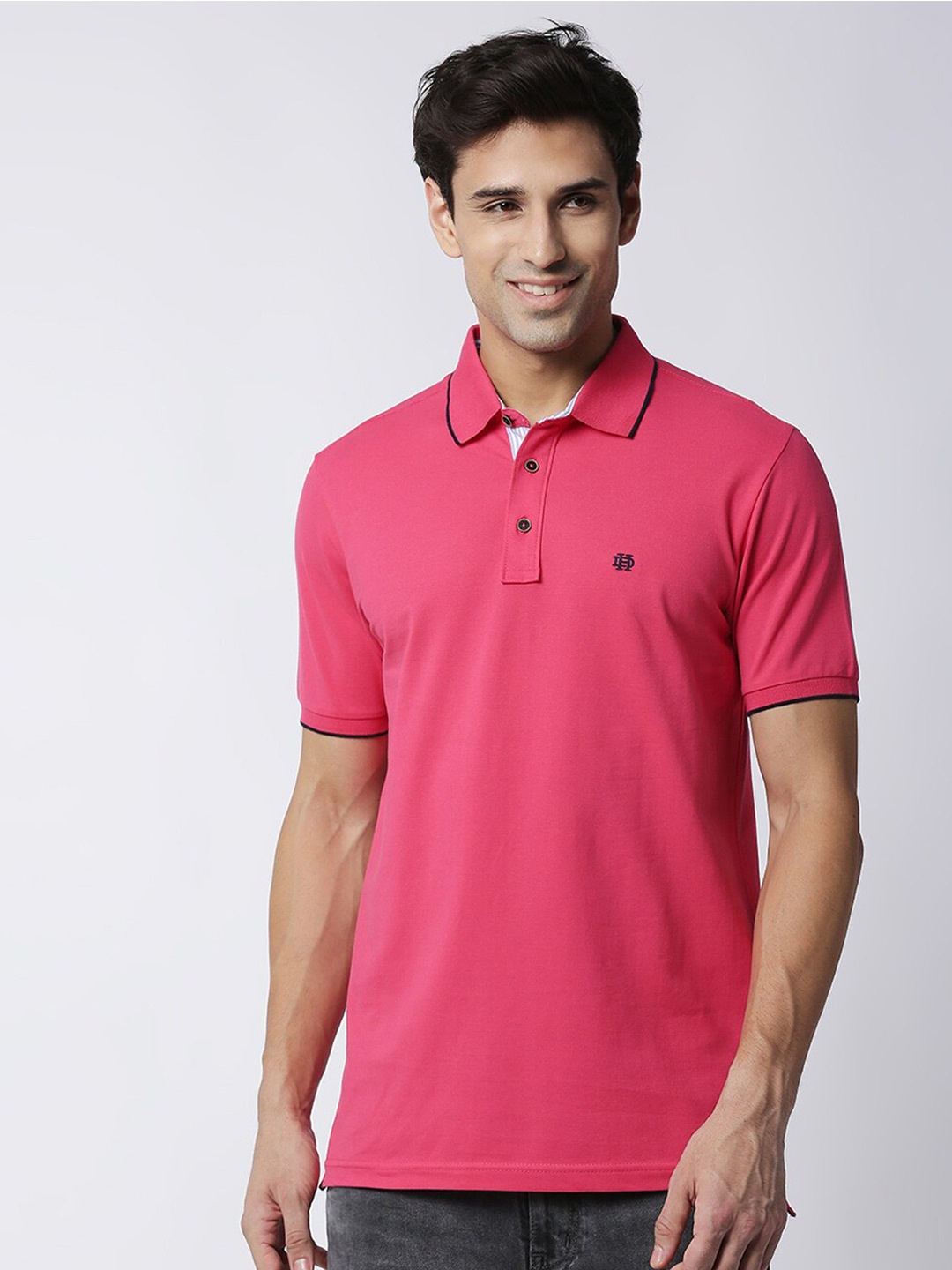 

DRAGON HILL Men Fuchsia Polo Collar Applique Slim Fit T-shirt