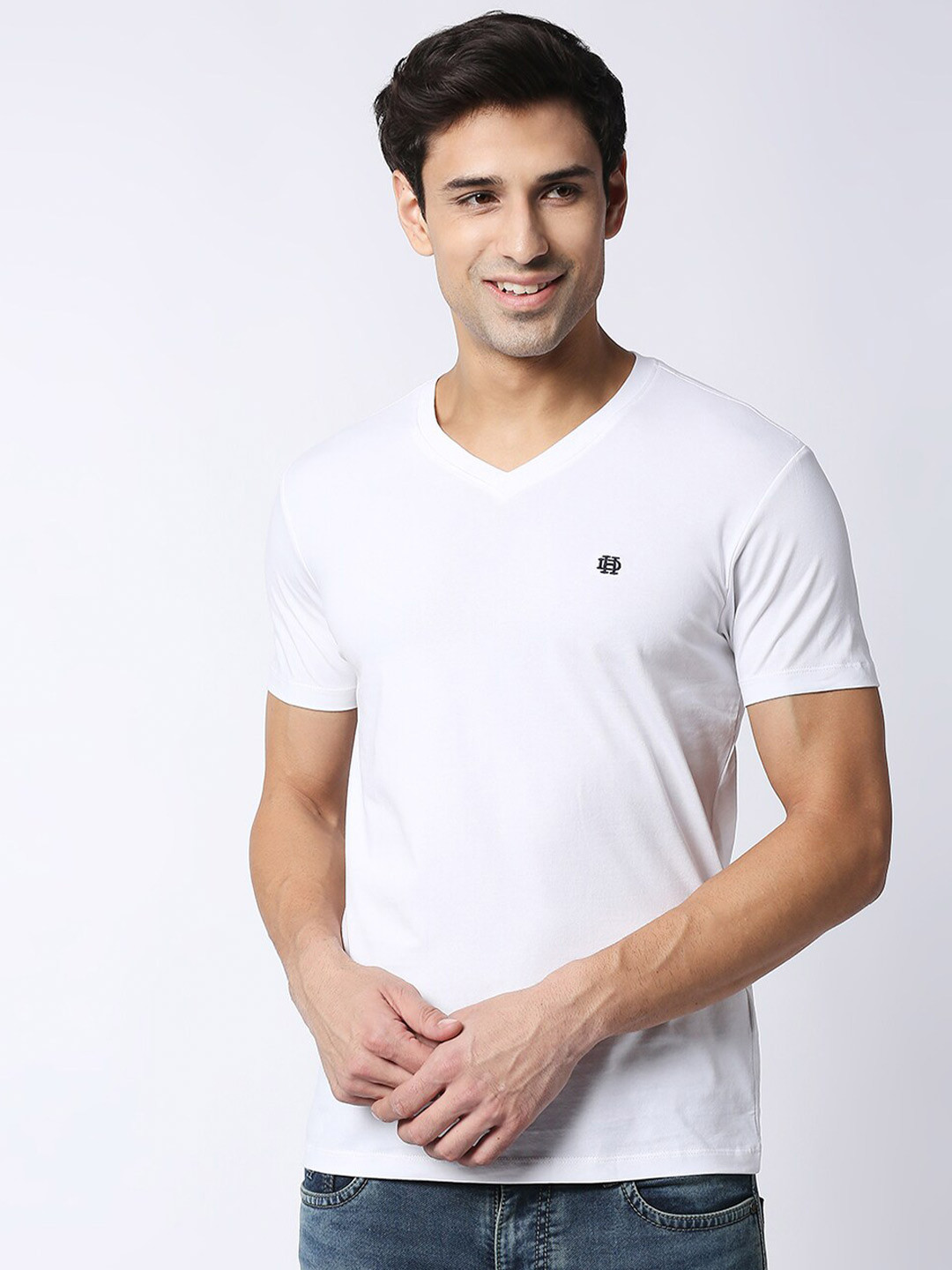 

DRAGON HILL Men White V-Neck Pockets Slim Fit T-shirt