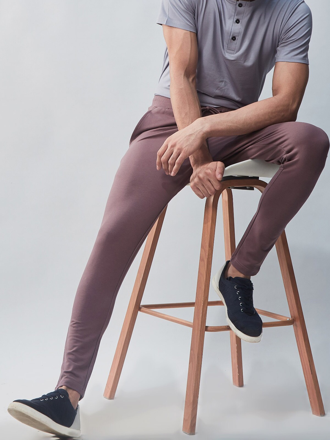 

Beyours Men Mid-Rise Cotton Track Pants, Mauve