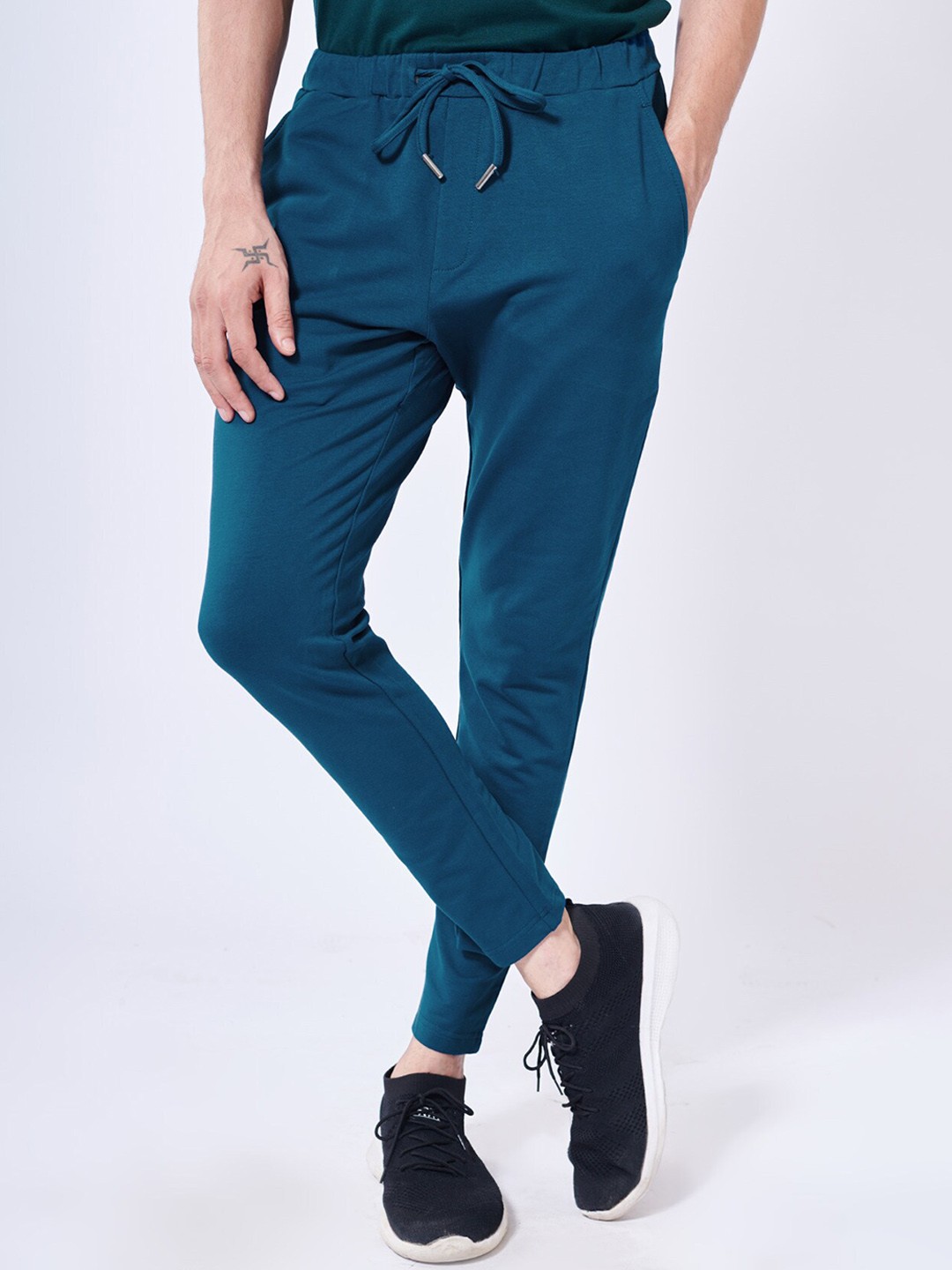 

Beyours Men Slim-Fit Cotton Track Pants, Blue