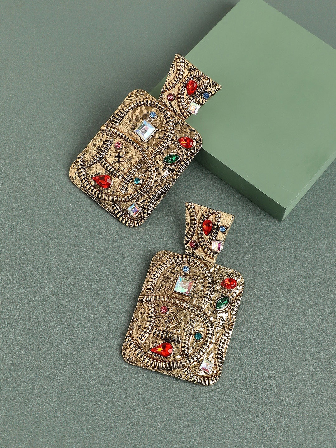 

SOHI Gold-Plated Square Drop Earrings