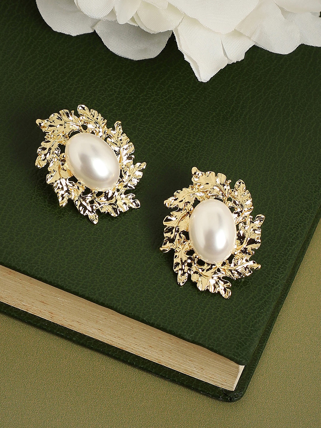 

SOHI Gold-Plated Classic Studs Earrings
