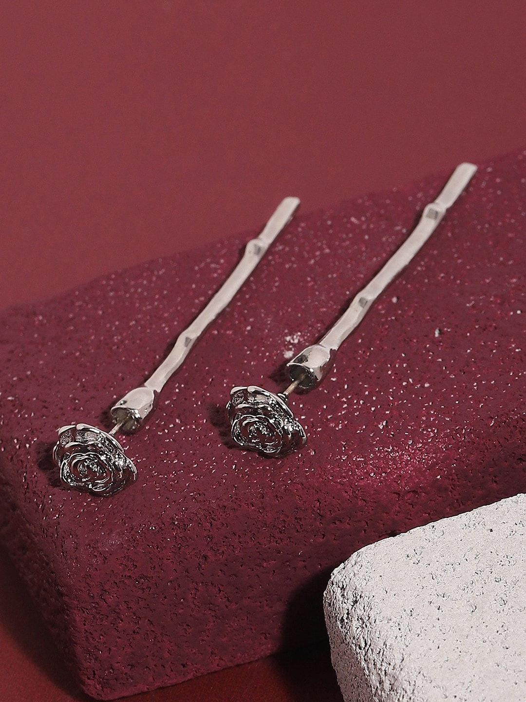

SOHI Silver-Plated Contemporary Studs Earrings