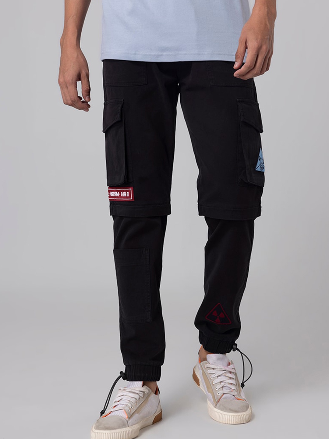

Snitch Men Mid-Rise Slim Fit Cargos Trousers, Black