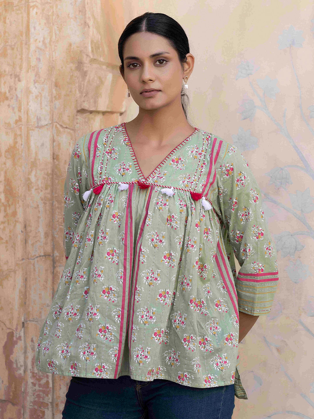 

Ragavi Floral Printed V-Neck Cotton Empire Top, Green