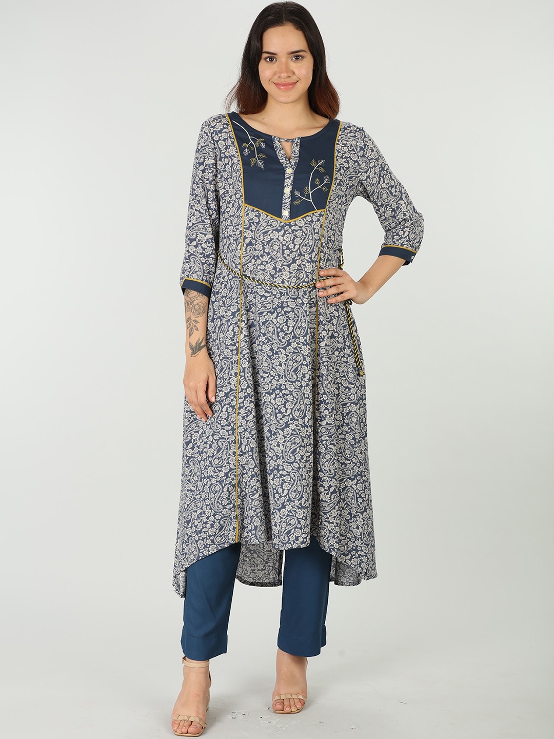 

Mustard Ethnic Motifs Printed A-Line Kurta, Navy blue