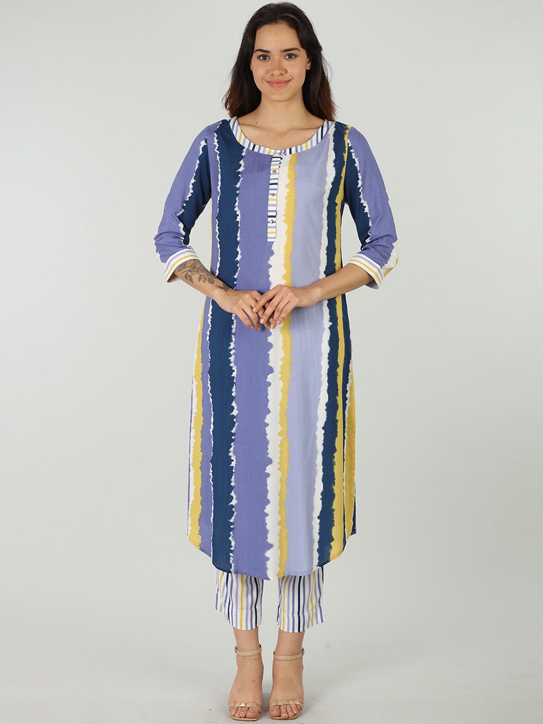 

Mustard Striped Round Neck Kurta, Purple
