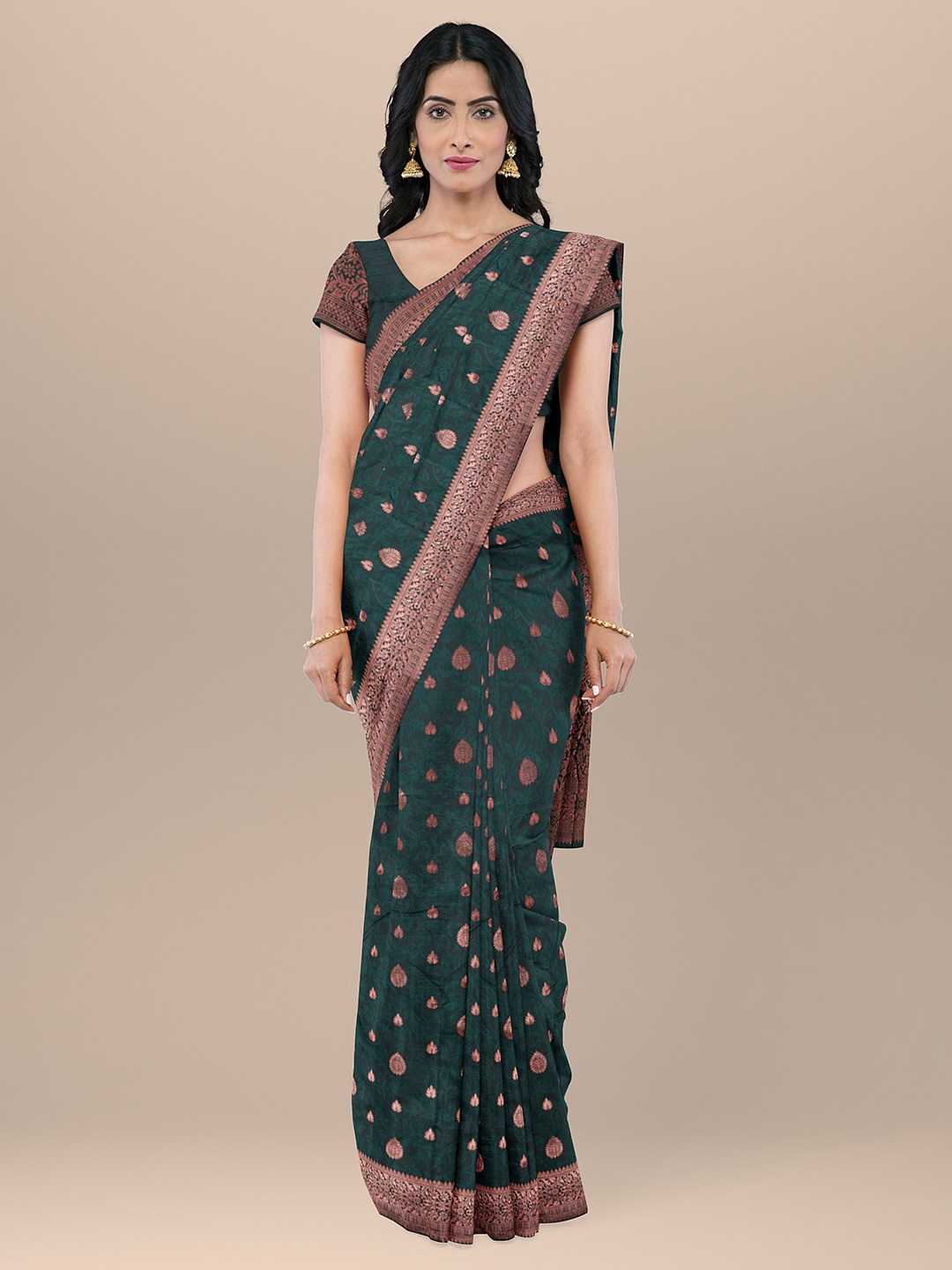 

KAJREE Ethnic Motifs Woven Design Zari Uppada Saree, Green