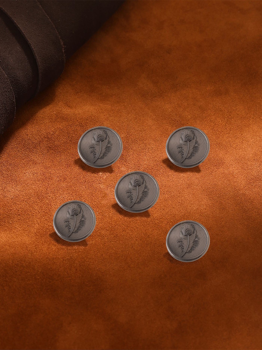 

COSA NOSTRAA Men Set of 5 Peacock Grace Buttons, Metallic