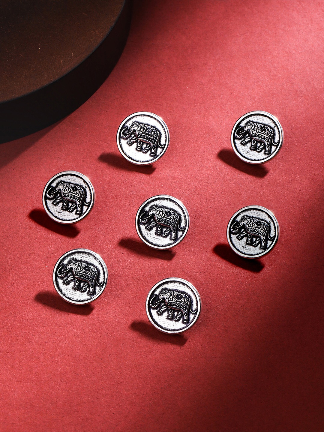 

COSA NOSTRAA Men Set of 7 Royal Elephant Buttons, Metallic