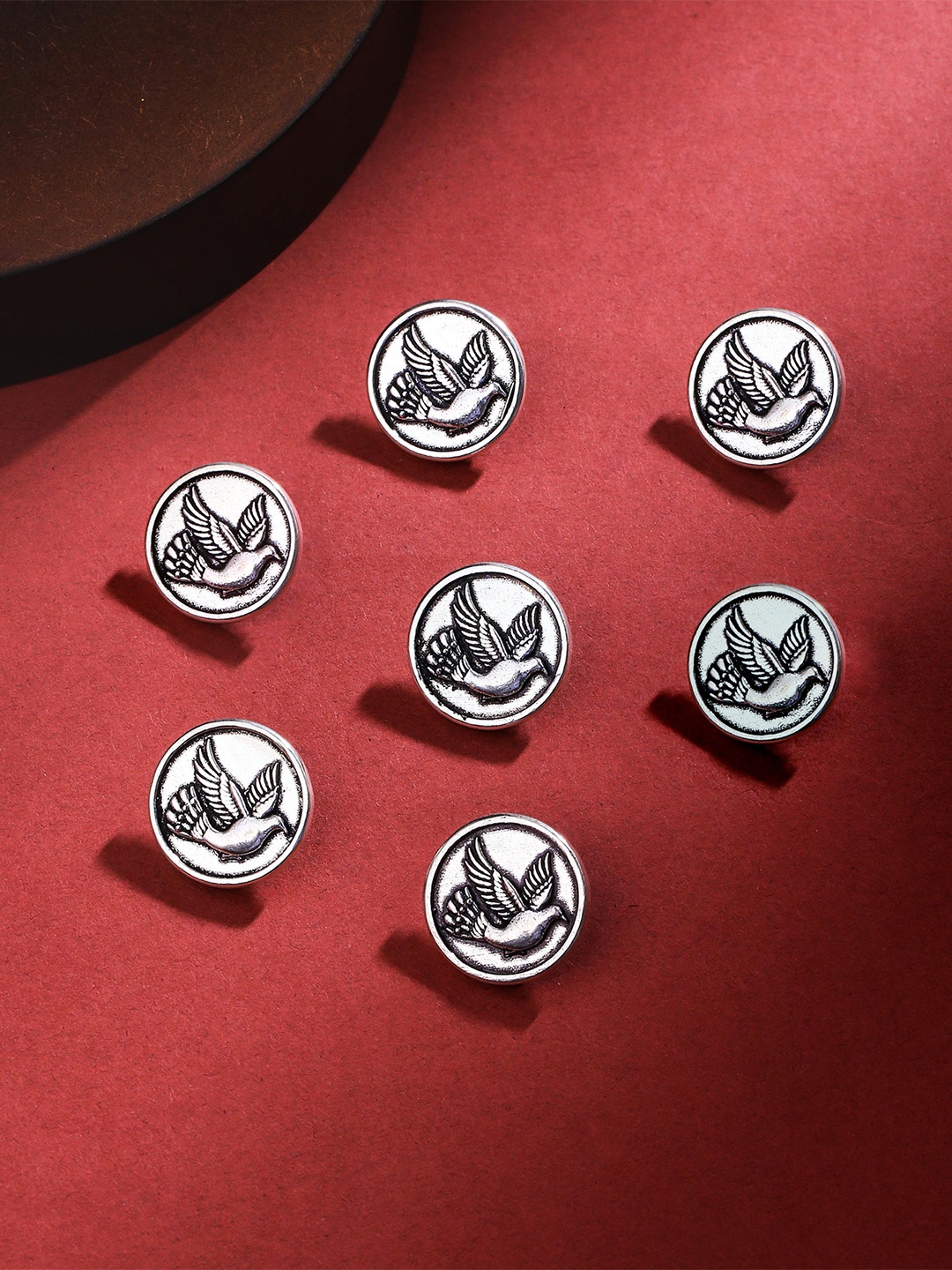 

COSA NOSTRAA Men Set of 7 Flying Bird Buttons, Metallic