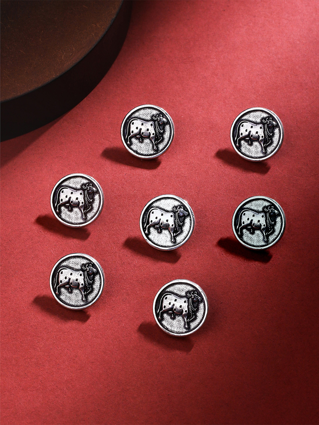 

COSA NOSTRAA Men Set of 7 Classy Cow Buttons, Metallic