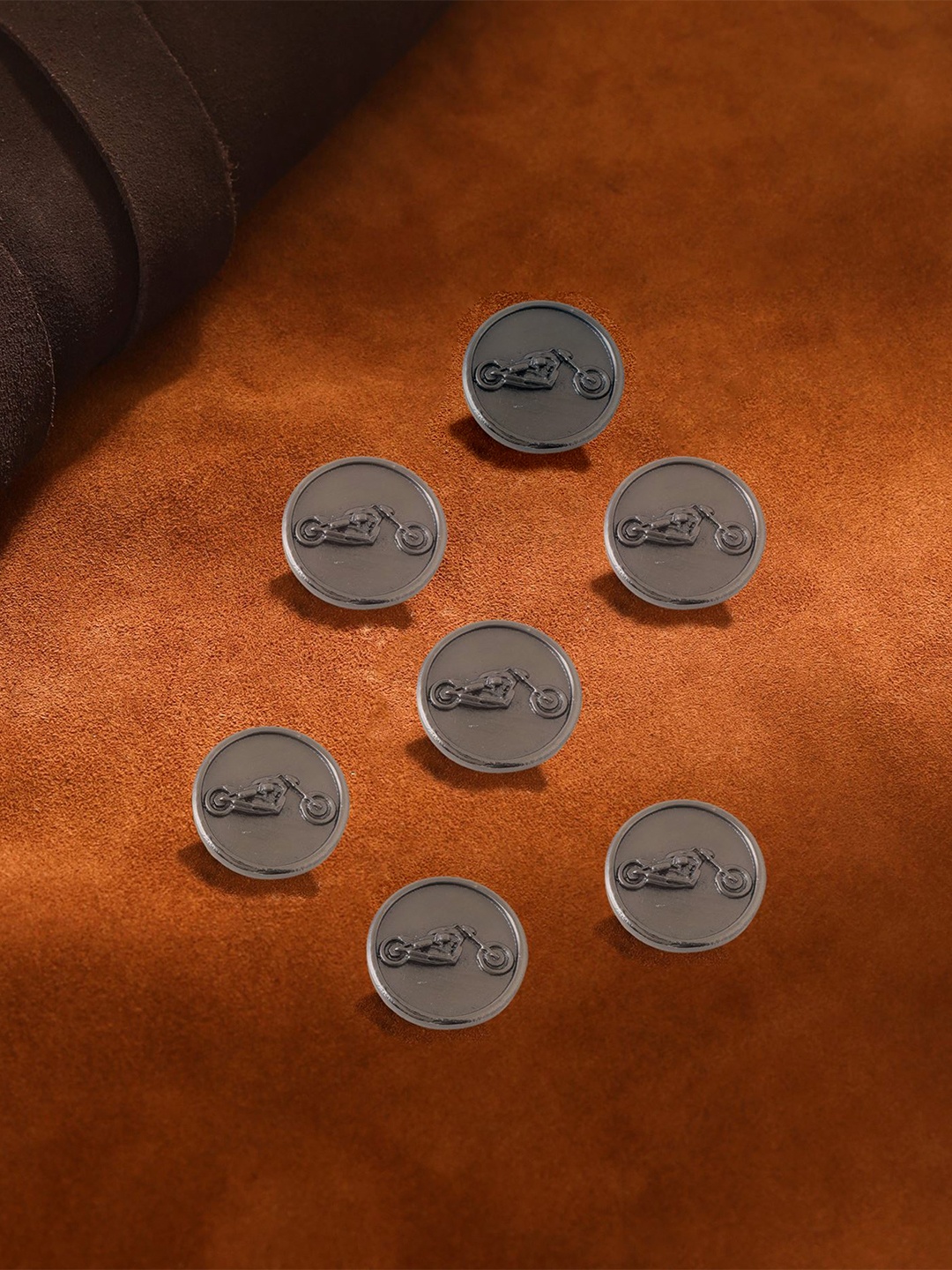 

COSA NOSTRAA Men Set of 7 Brooch Bold Biker Buttons, Metallic