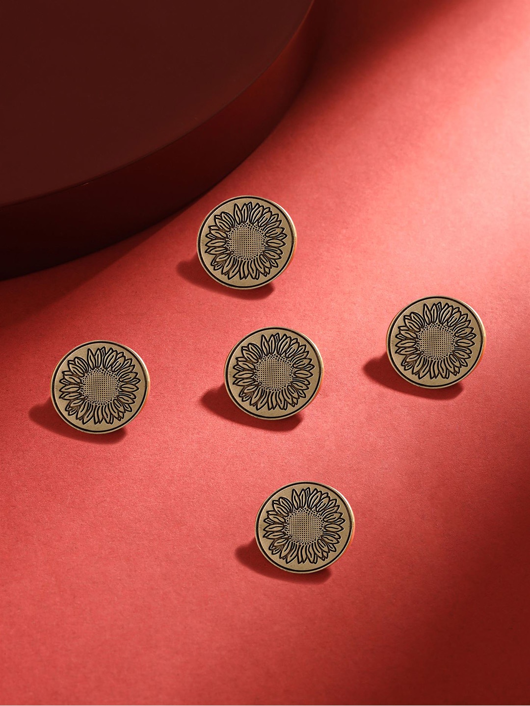 COSA NOSTRAA Set of 5 Circular Daring Deer Textured Buttons, Gold