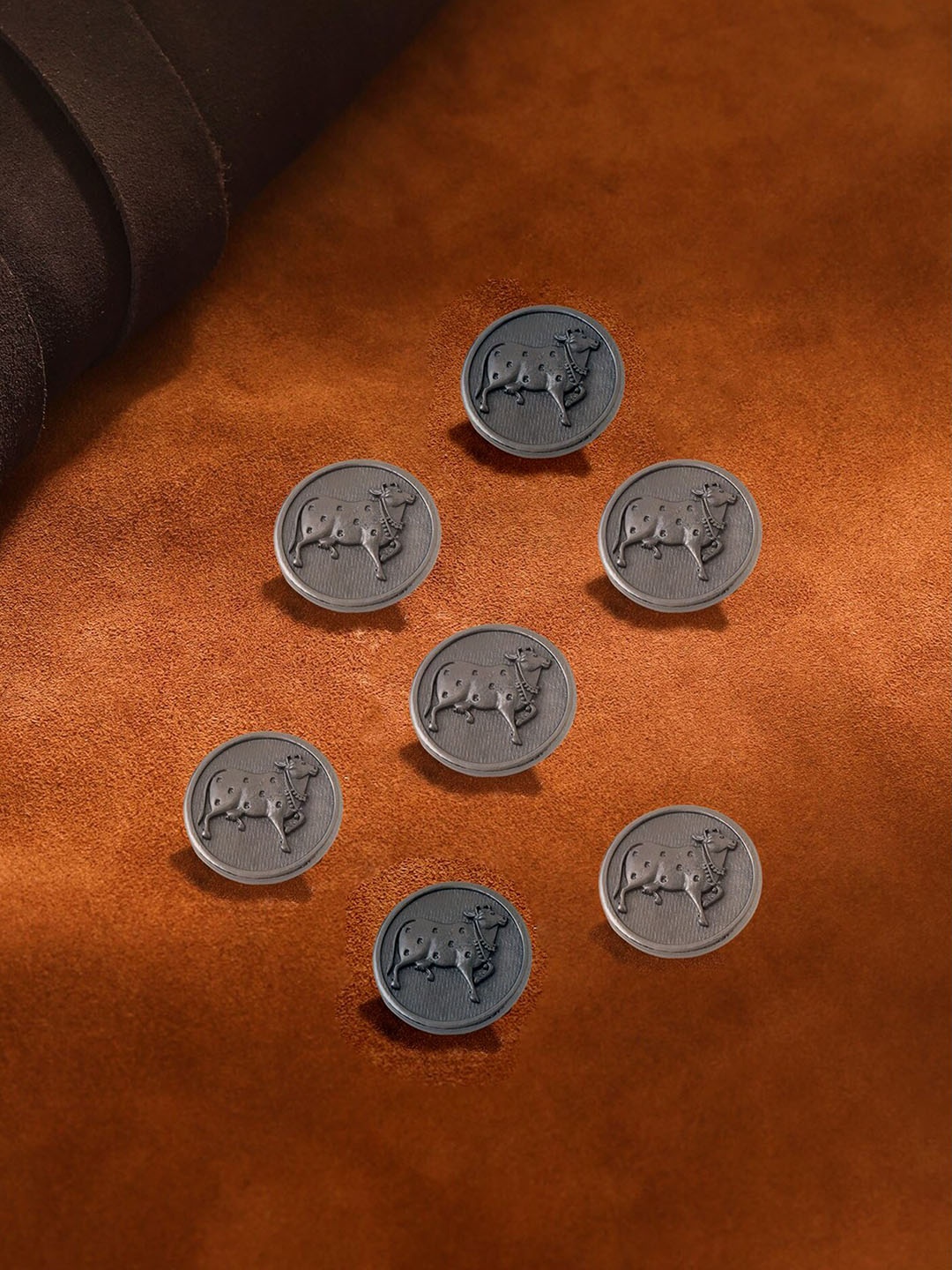 

COSA NOSTRAA Set of 7 Circular Classy Cow Textured Buttons, Copper