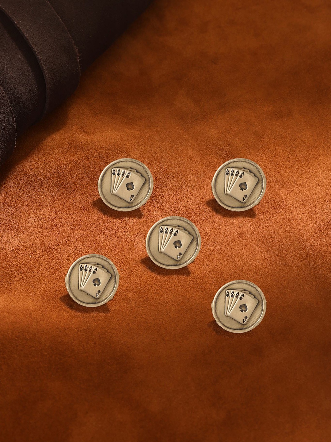 

COSA NOSTRAA Set of 5 Aces Rule Buttons, Gold