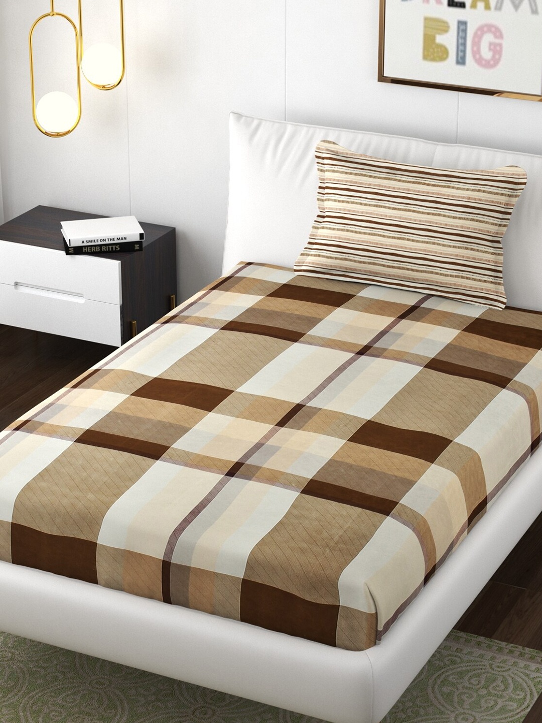 

Florida Brown Geometric Microfiber 250 TC Single Bedsheet With 1 Pillow Cover, Peach