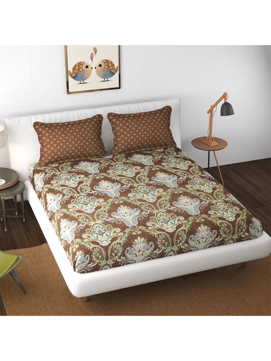 

Florida Brown & White Printed 250 TC Microfiber Queen Bedsheet & 2 Pillow Covers