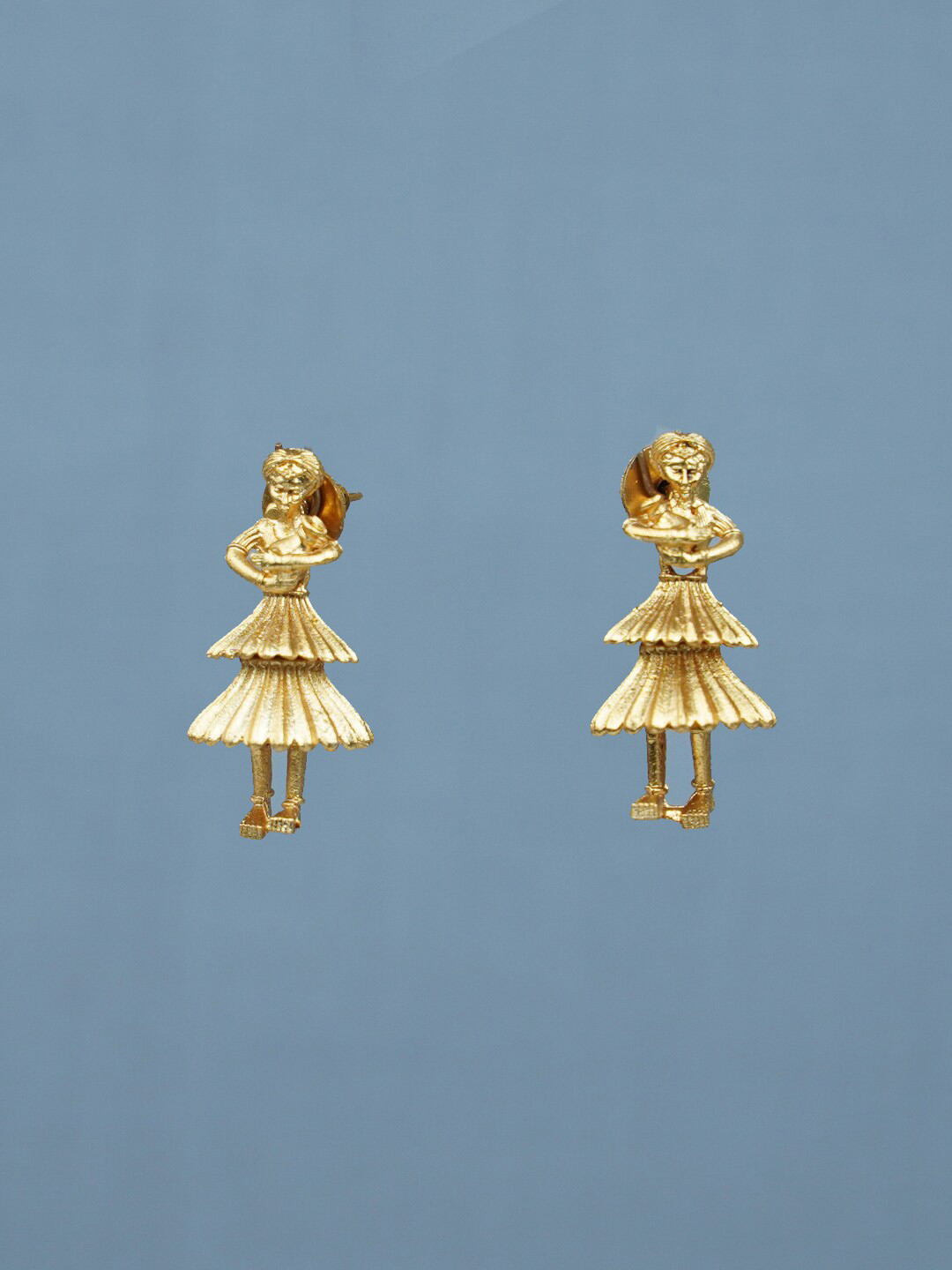

Diksha collection Gold-Plated Dome Shaped Drop Earrings