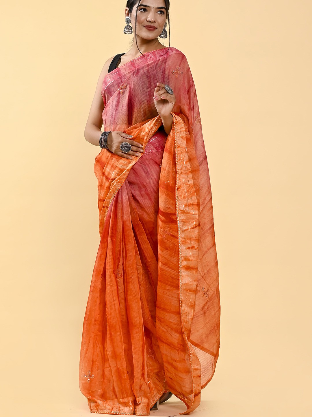 

elora Tie & Dye Embellished Bhagalpuri Saree With Blouse Piece, Pink