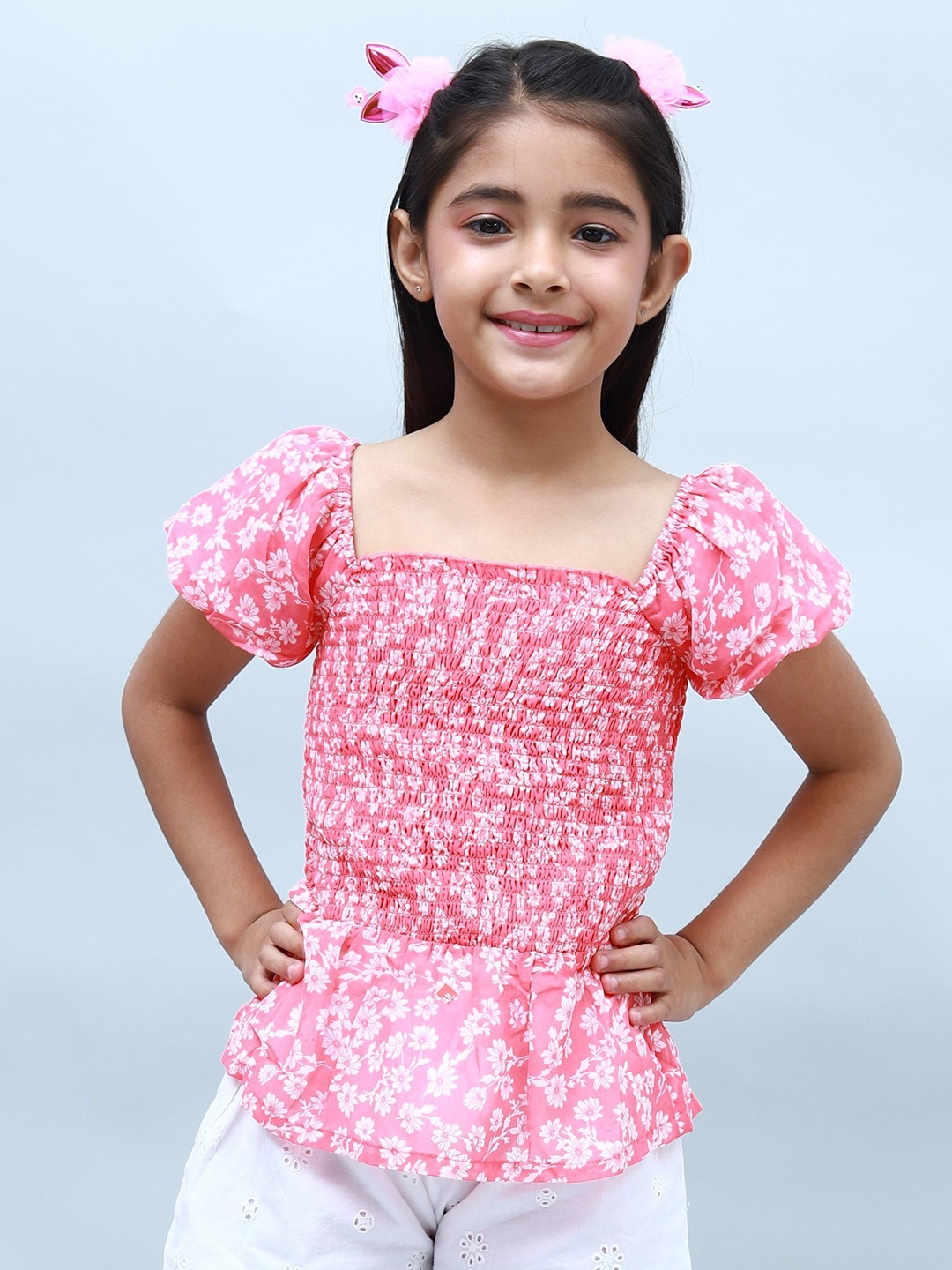 

NUEVOSDAMAS Girls Floral Printed Puff Sleeve Smocked Georgette Top, Pink