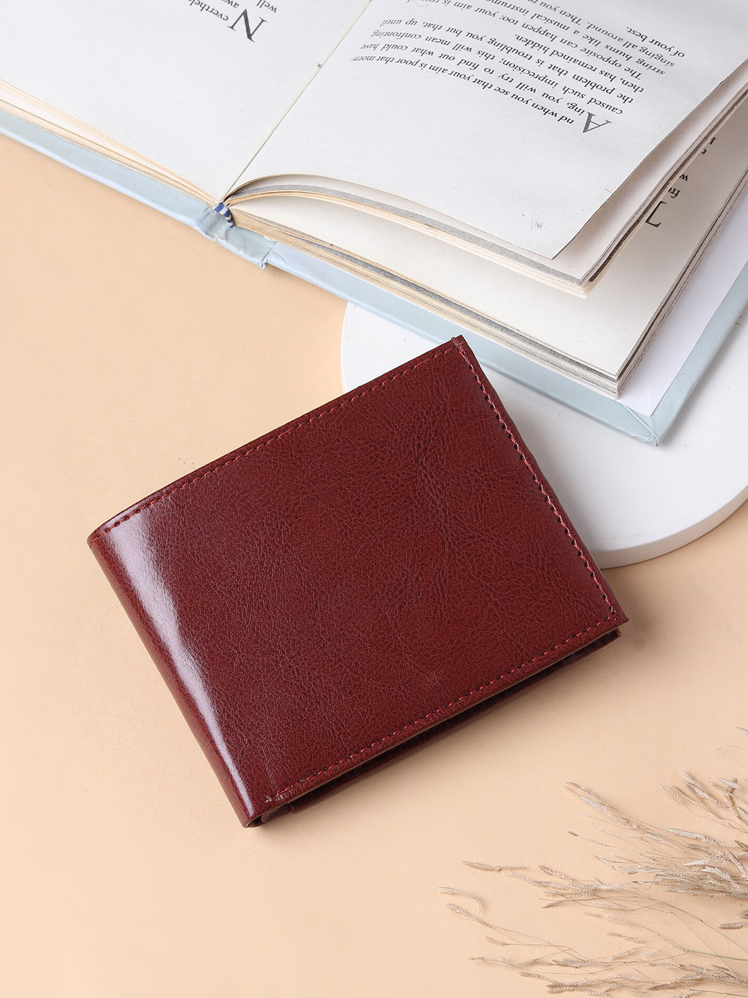 

HENEDA Men Brown Two Fold Wallet