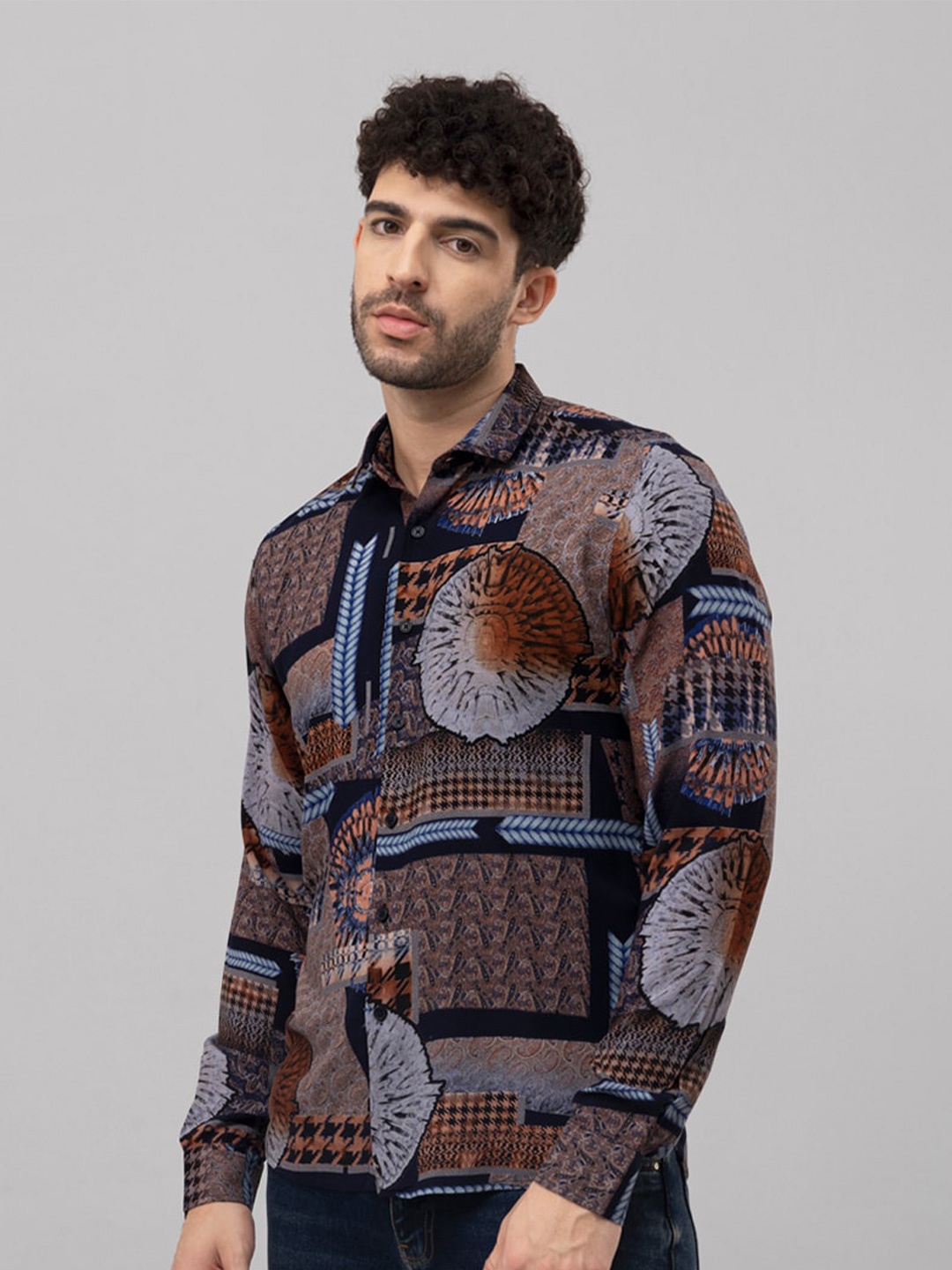 

Snitch Black Slim Fit Ethnic Motifs Printed Casual Shirt