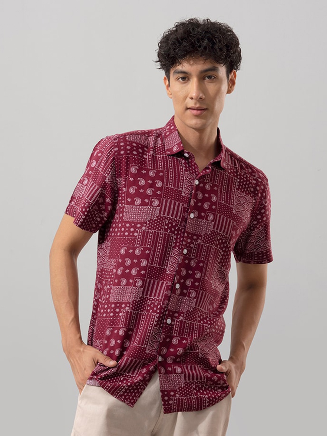 

Snitch Burgundy Slim Fit Ethnic Motifs Printed Casual Shirt
