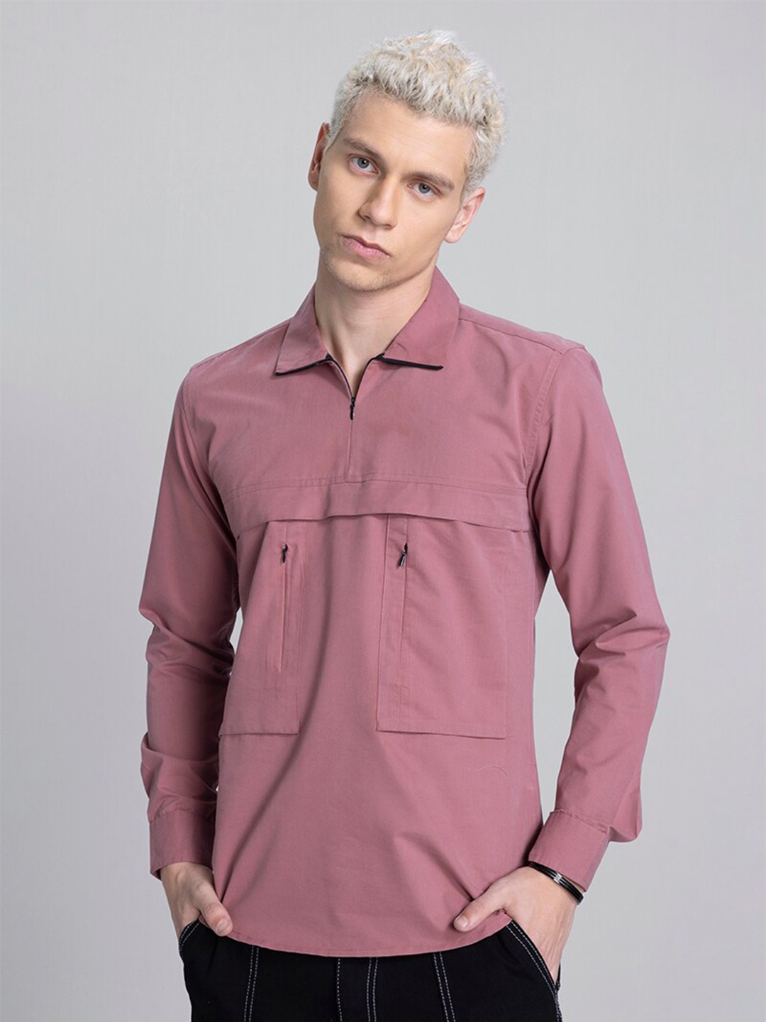 

Snitch Pink Slim Fit Pocket Detailing Cotton Casual Shirt