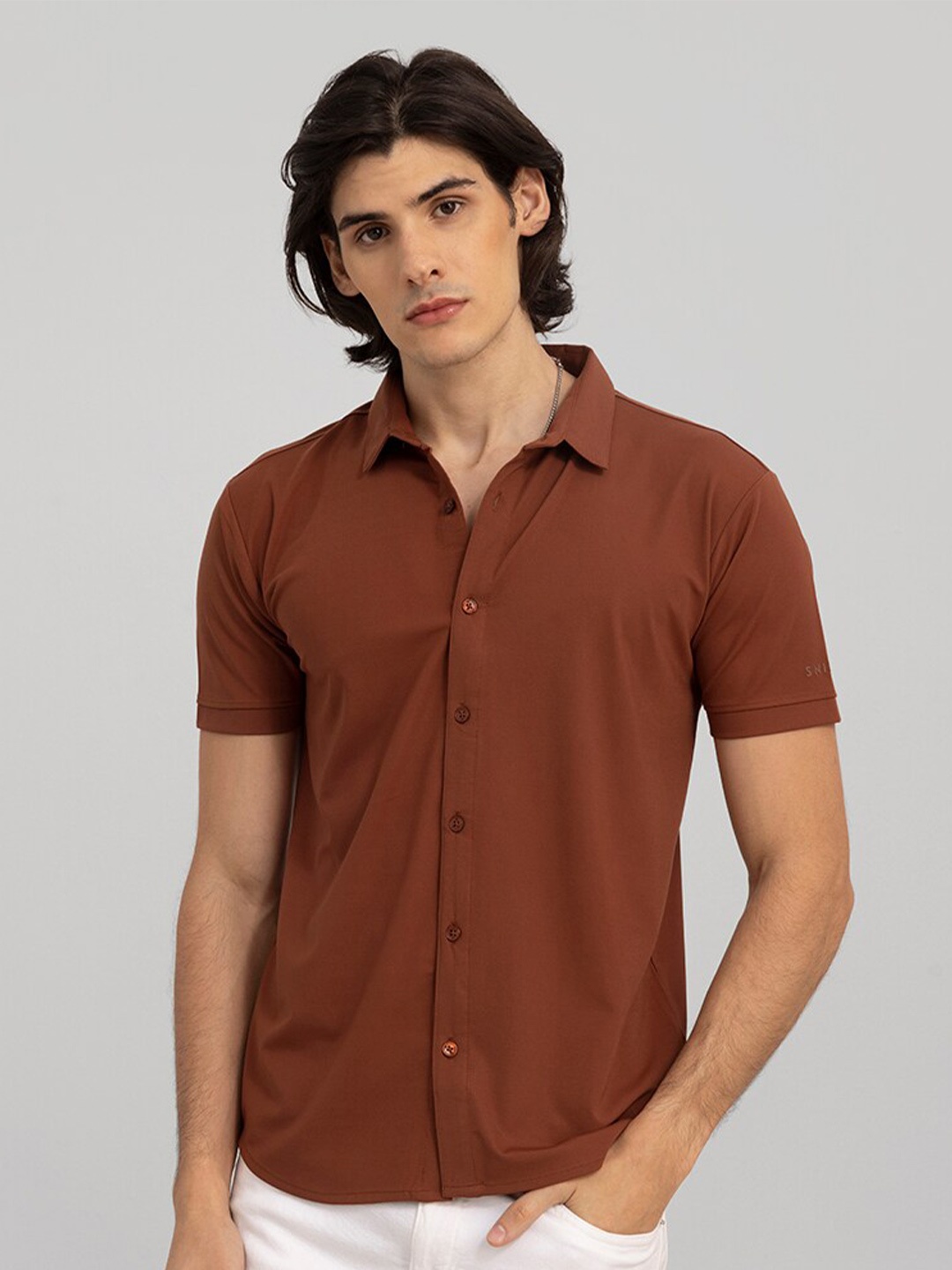 

Snitch Brown Slim Fit Cotton Casual Shirt