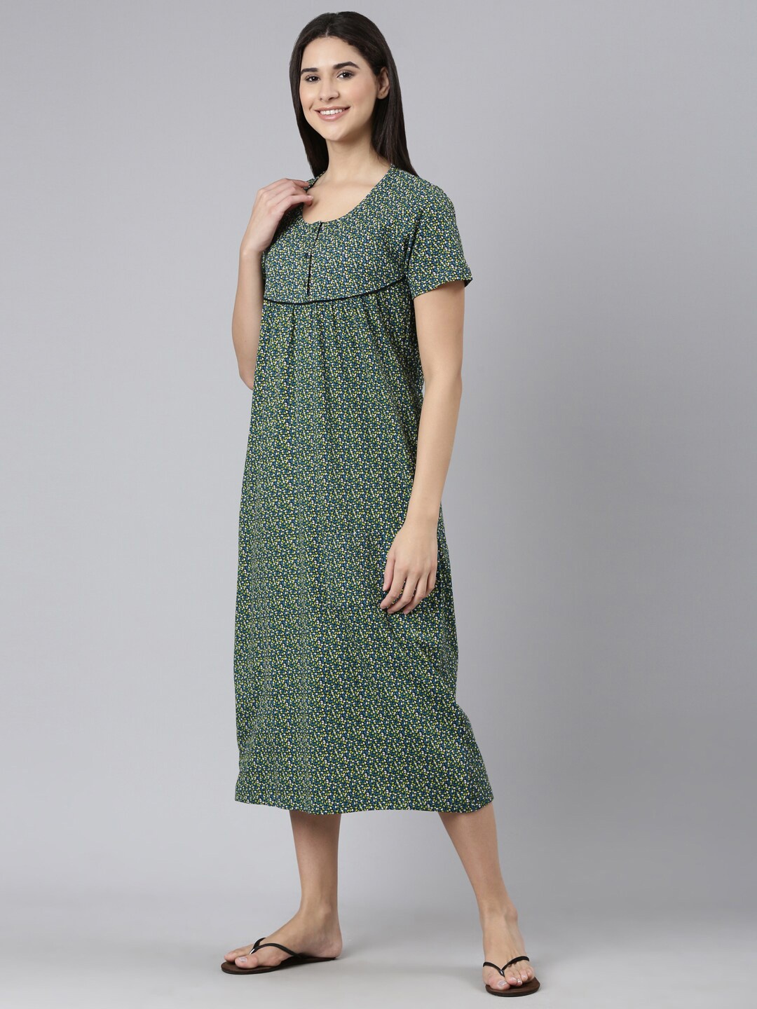 

Kryptic Floral Printed Maxi Pure Cotton Nightdress, Black
