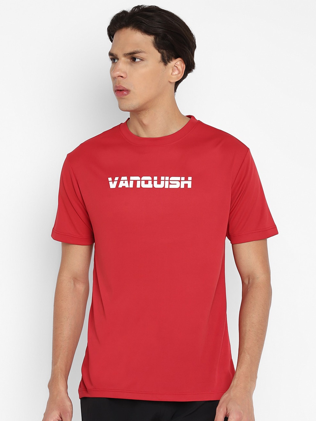 

Yuuki Typography Printed Antimicrobial Sports T-shirt, Red