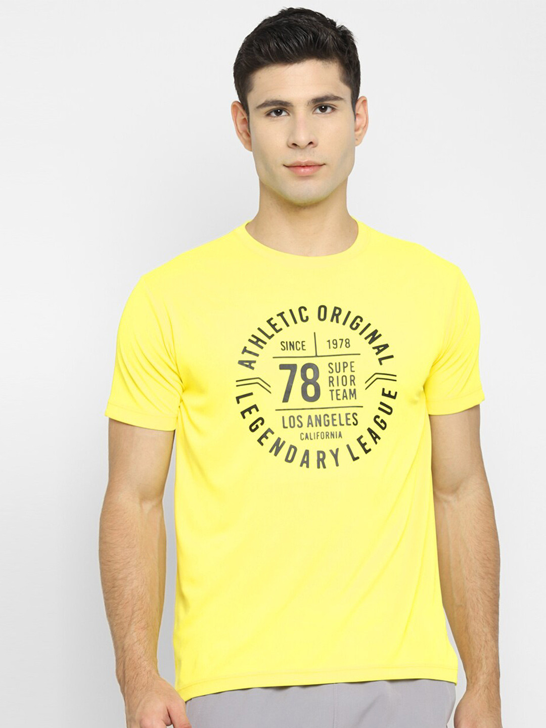 

Yuuki Typography Printed Antimicrobial Sports T-shirt, Yellow