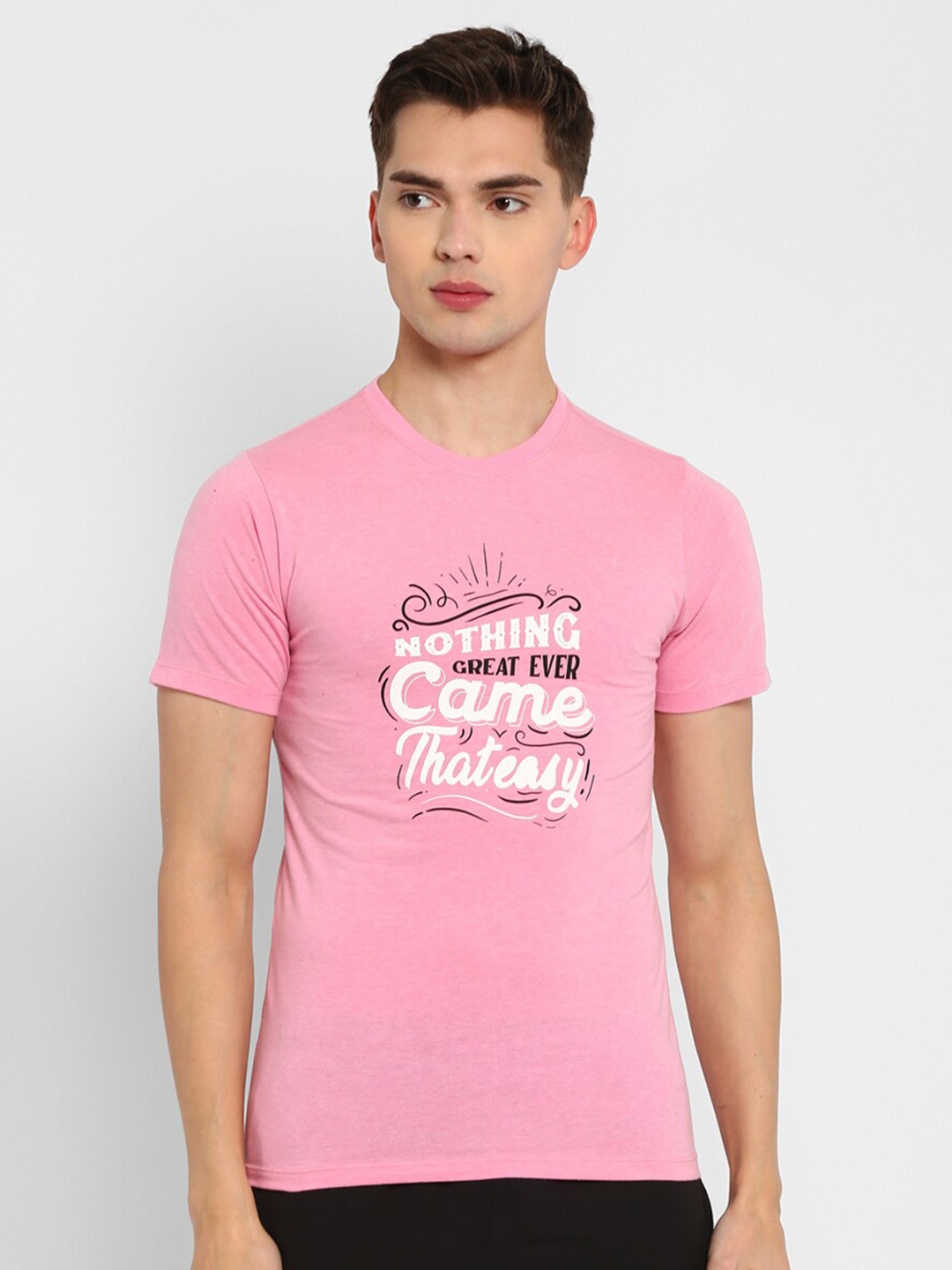 

Yuuki Typography Printed Antimicrobial Sports T-shirt, Pink