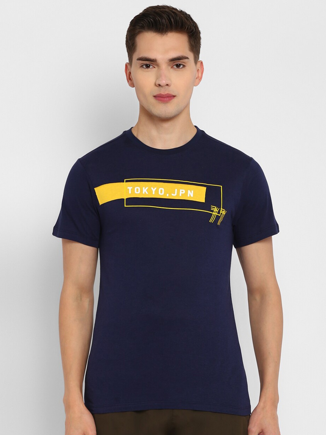 

Yuuki Typography Printed Antimicrobial Casual T-shirt, Navy blue