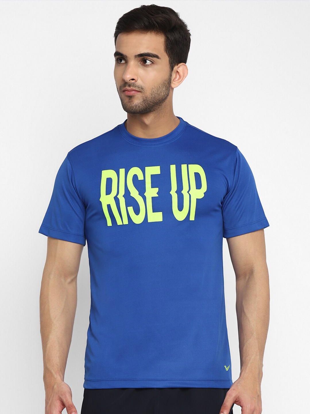 

Yuuki Typography Printed Antimicrobial Sports T-shirt, Blue