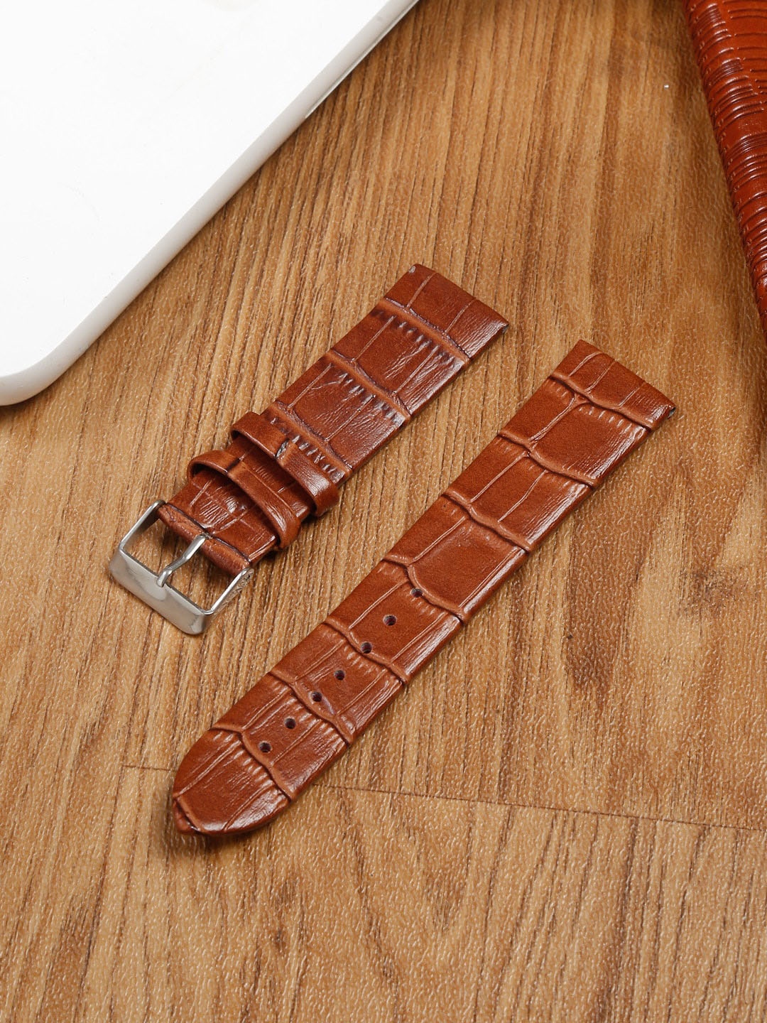 

Teakwood Leathers Men Textured Flexible Lightweight Leather Watch Strap, Brown