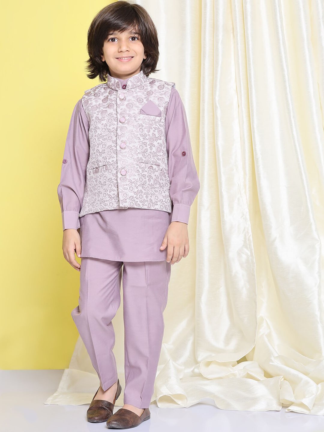 

Aj DEZInES Boys Mandarin Collar Kurta with Trousers & Nehru Jacket, Lavender