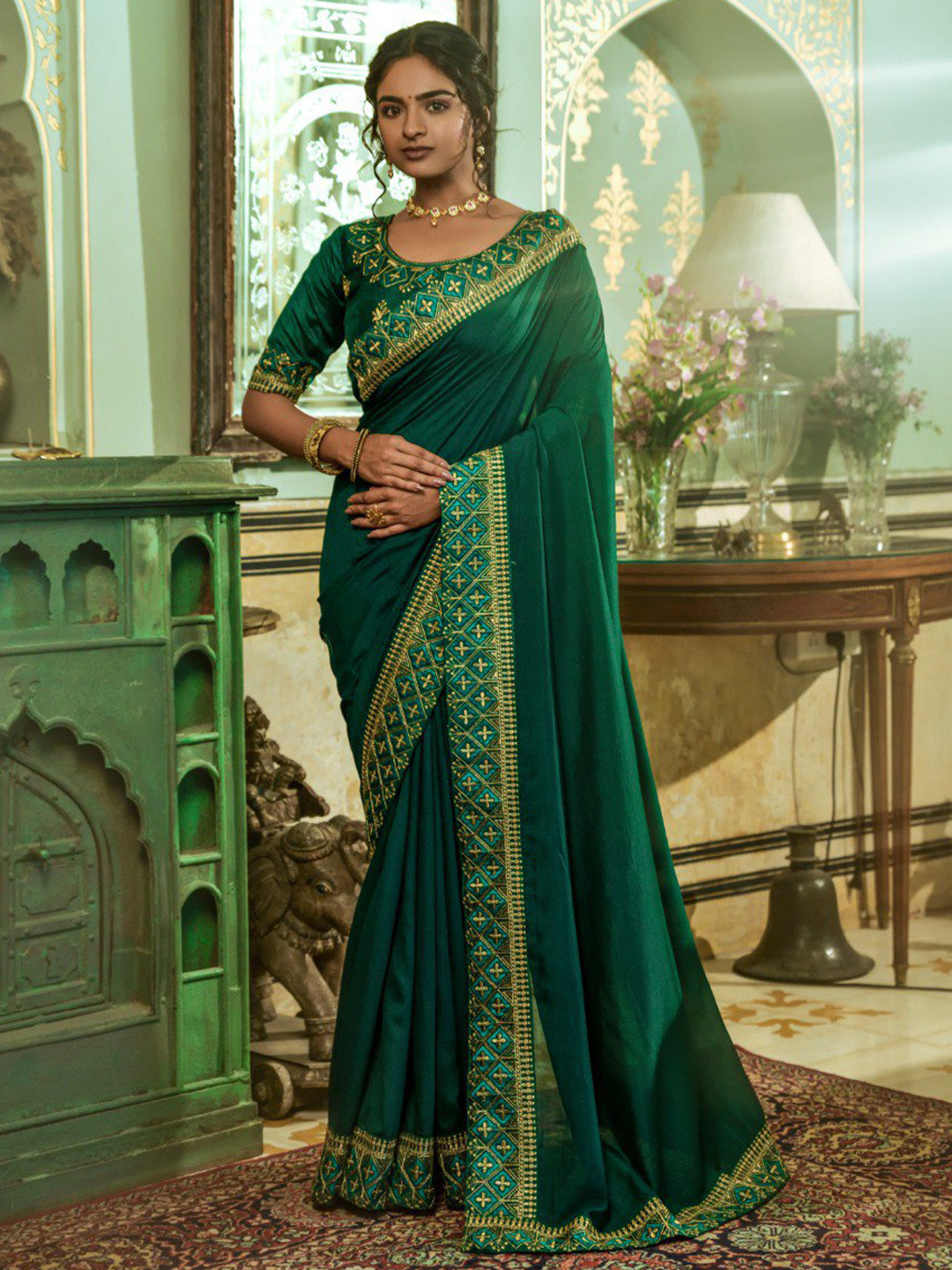

VEERAX Ethnic Motif Embroidered Art Silk Saree With Blouse Piece, Green